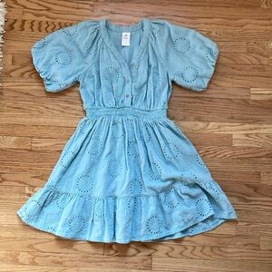 Pretty blue dress!